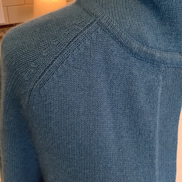 Cashmere Blue Hooded Cape Poncho Sweater MAG by Magaschoni - Picture 5 of 11